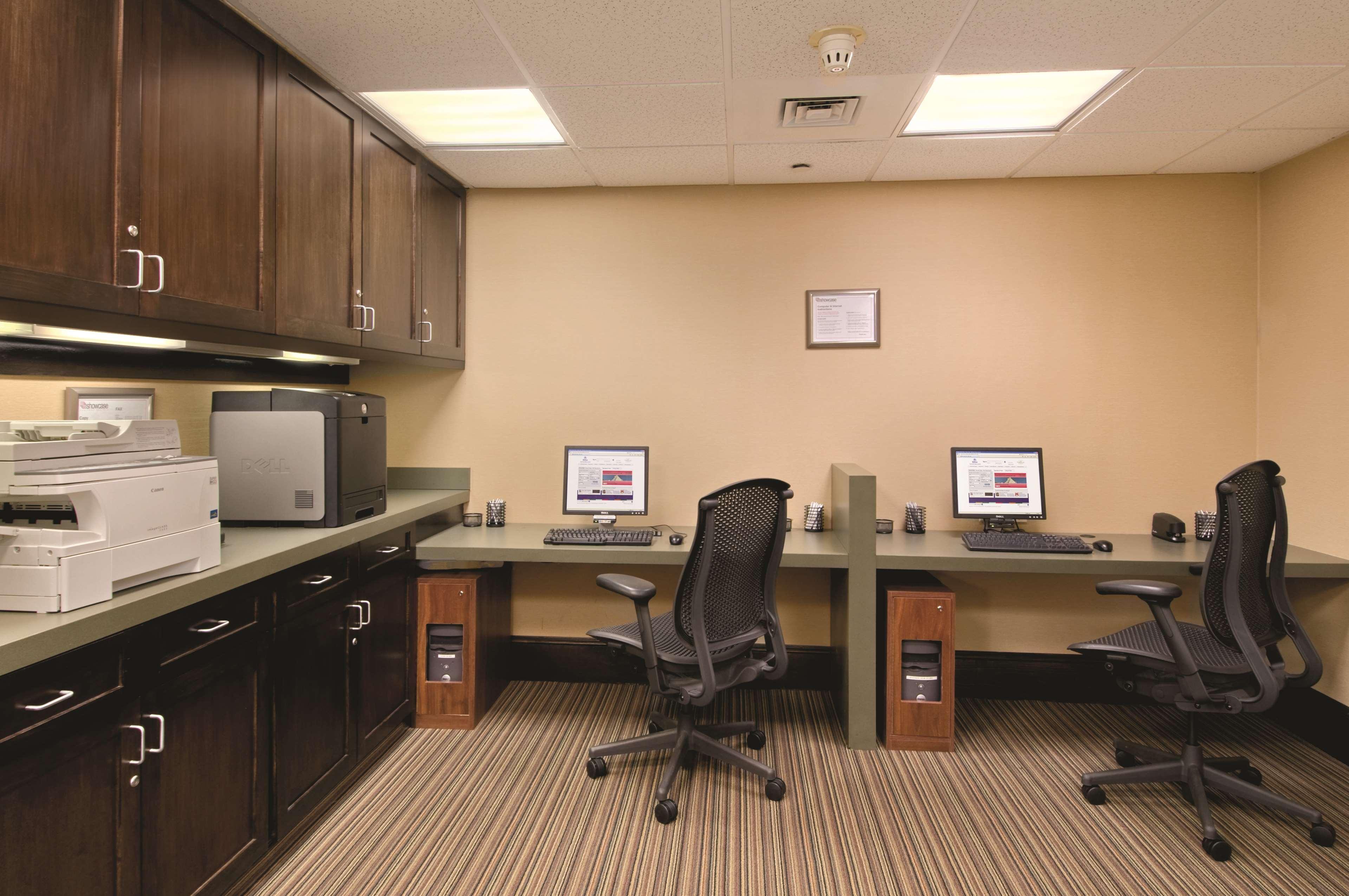 Hilton Long Island/Huntington Hotel Melville Facilities photo