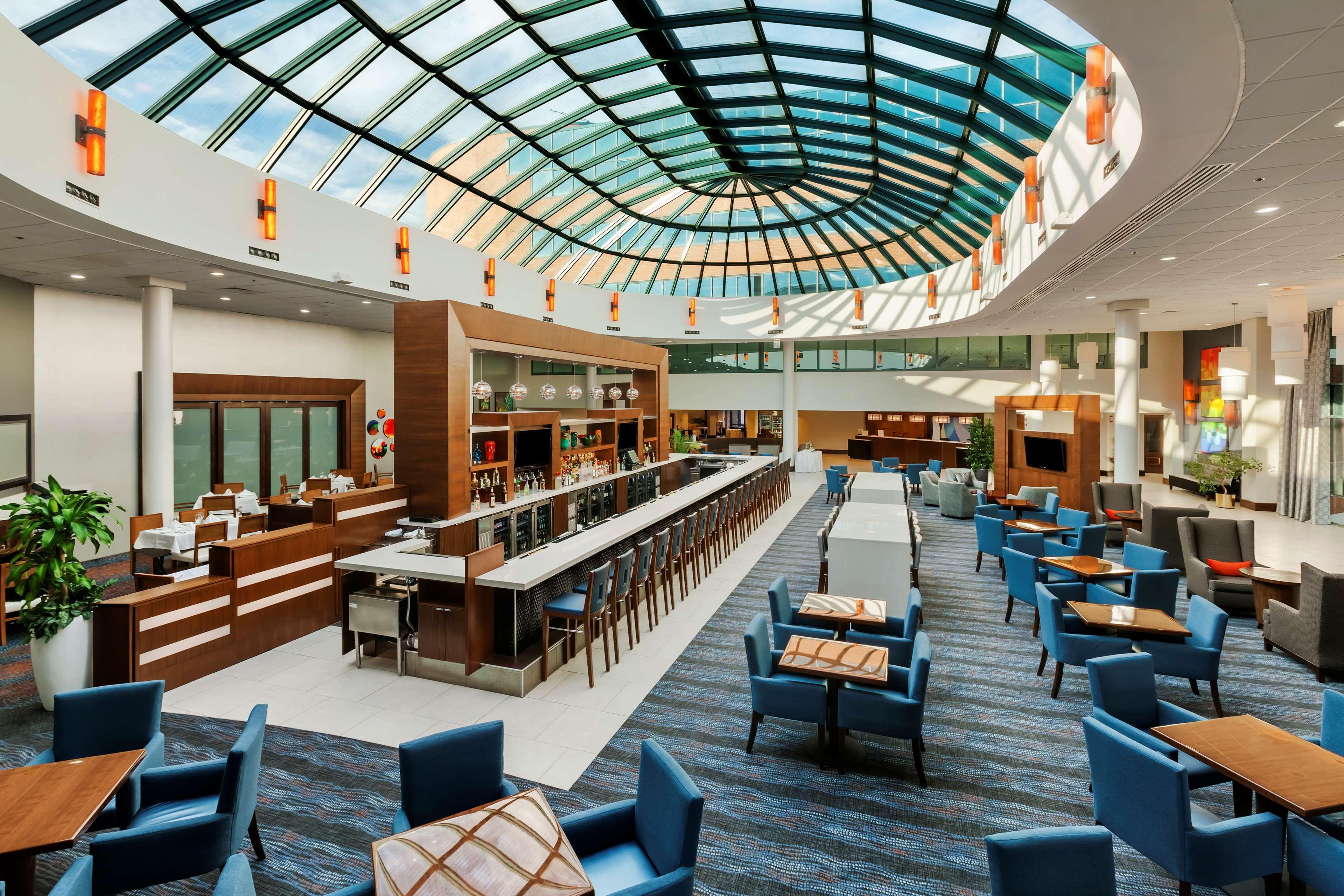 Hilton Long Island/Huntington Hotel Melville Exterior photo
