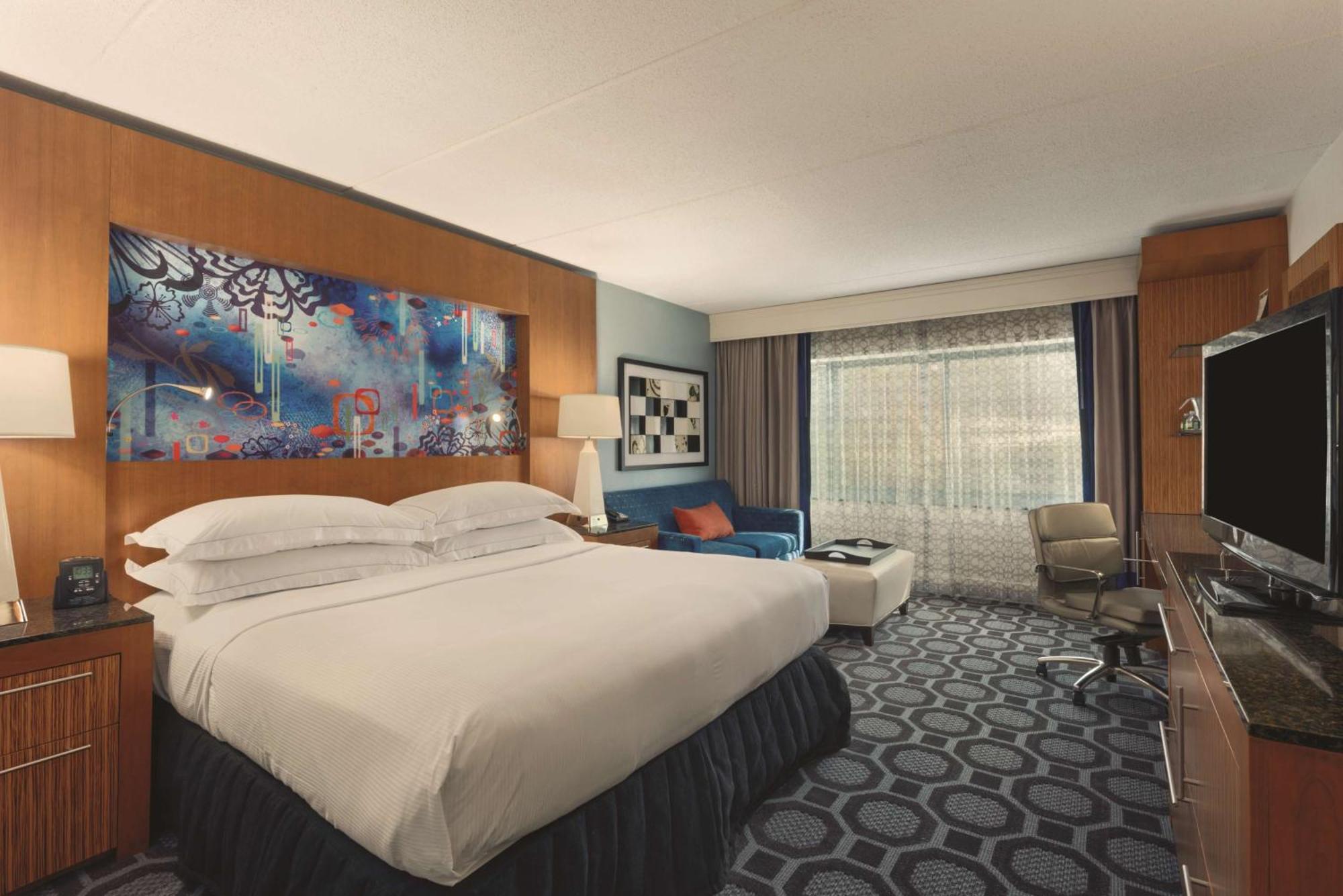 Hilton Long Island/Huntington Hotel Melville Exterior photo