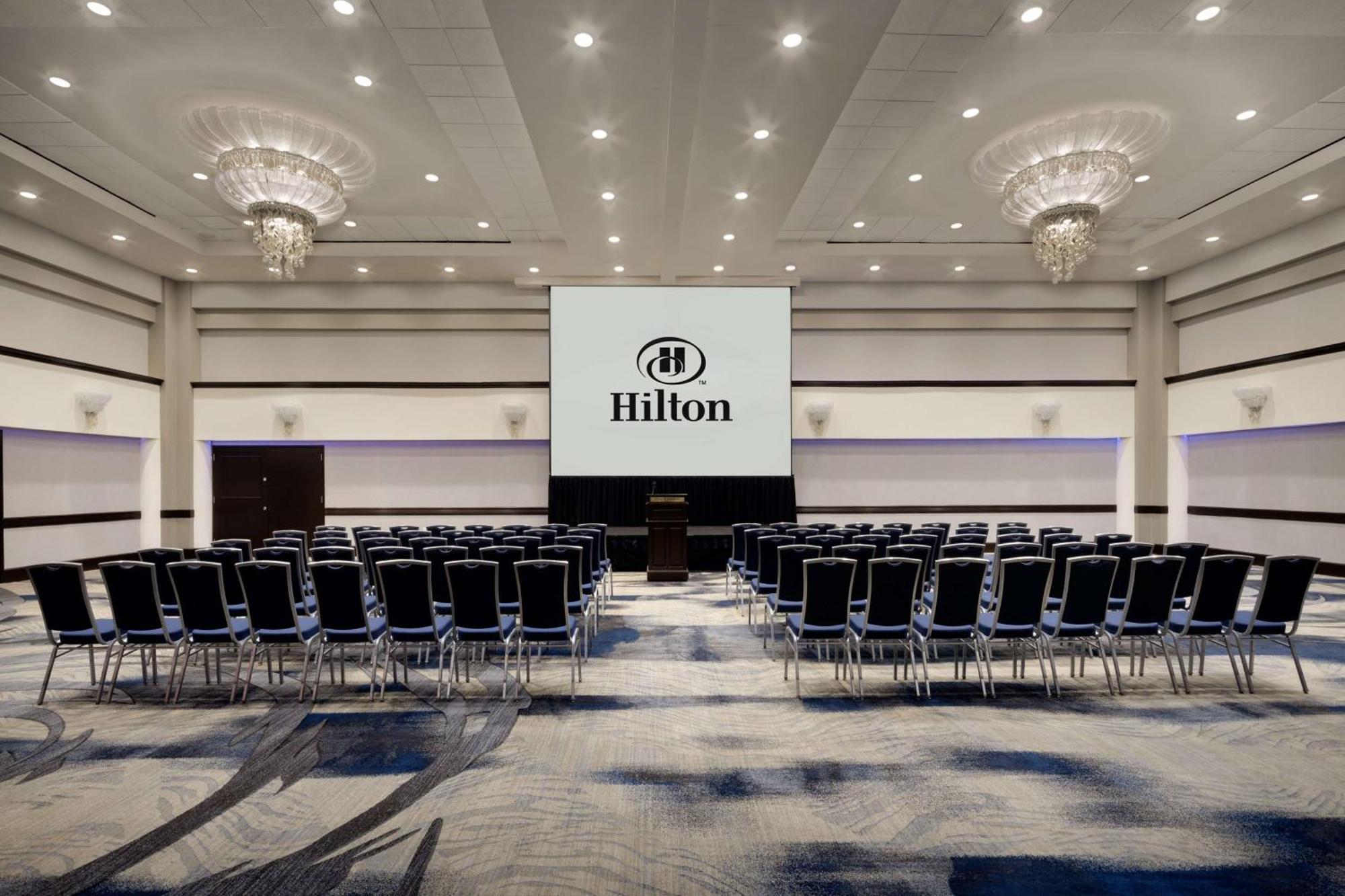 Hilton Long Island/Huntington Hotel Melville Exterior photo